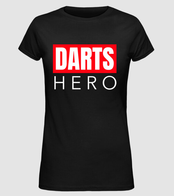 DARTS HERO model negru pe tricou
