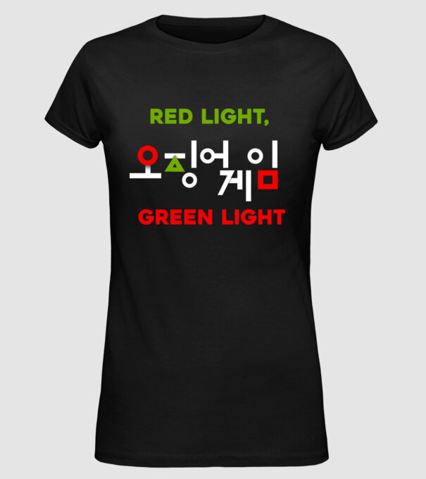 red light green light model negru pe tricou