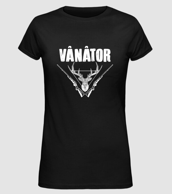 vânător model negru pe tricou