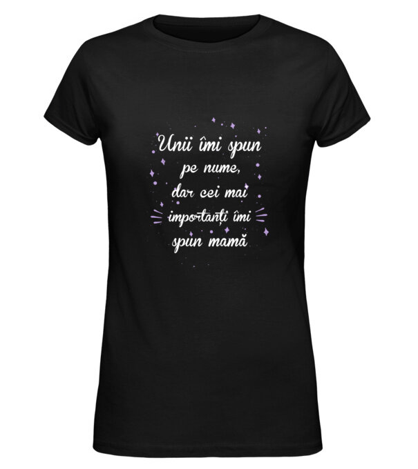  model  pe tricou