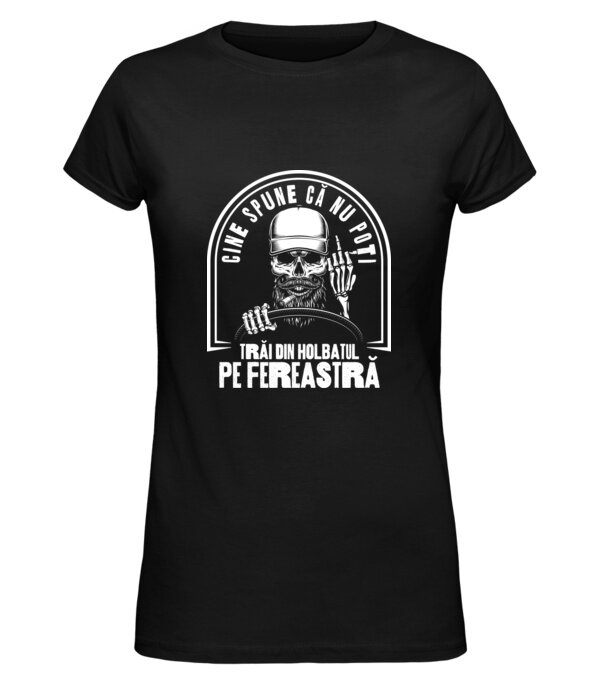  model  pe tricou