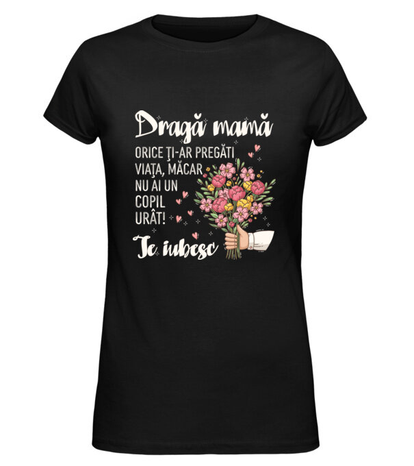  model  pe tricou