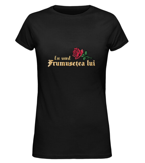  model  pe tricou