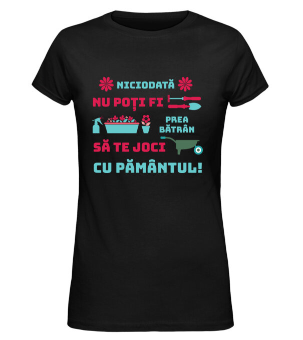  model  pe tricou