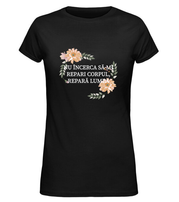  model  pe tricou