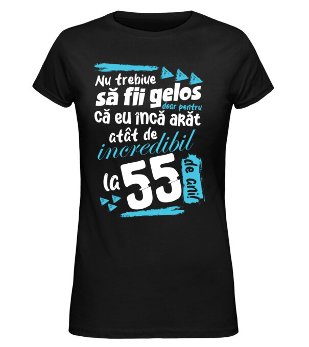  model  pe tricou