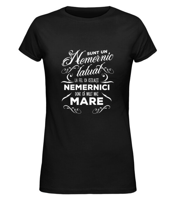  model  pe tricou
