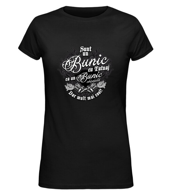  model  pe tricou