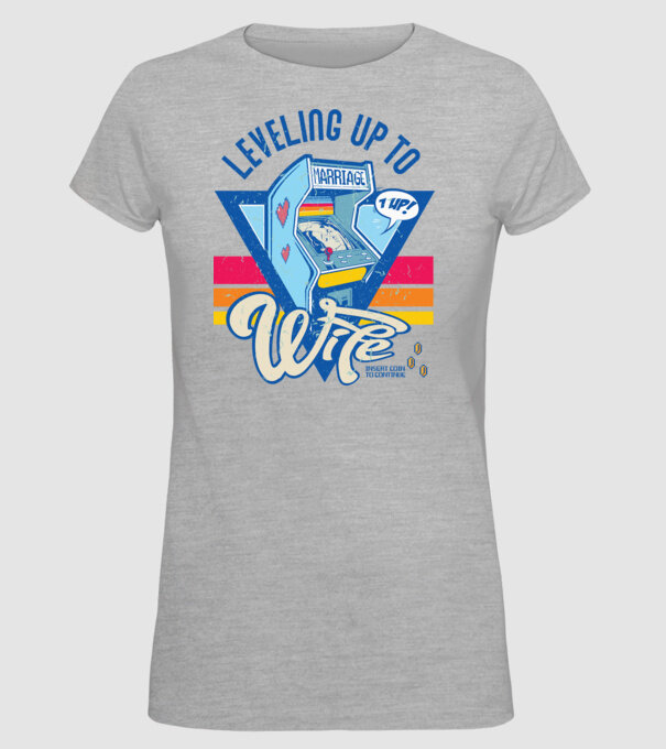 Retro gamer engaged level up to wife model gri pe tricou