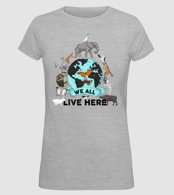 We all live here model gri pe tricou
