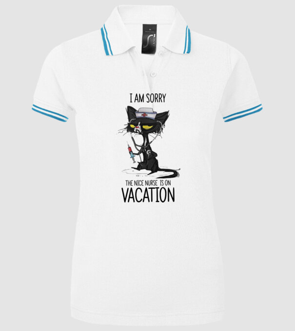 Sora mai drăguță e în vacanță model alb pe tricou