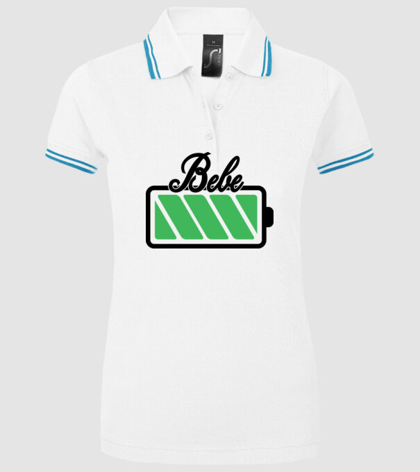 Bebe încărcat model alb pe tricou