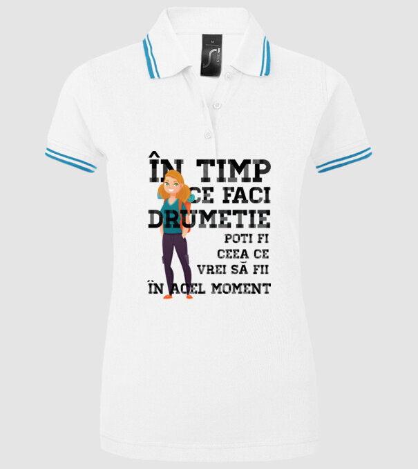 în timp ce faci drumeție poți fi ceea ce vrei să fii - în acel moment model alb pe tricou