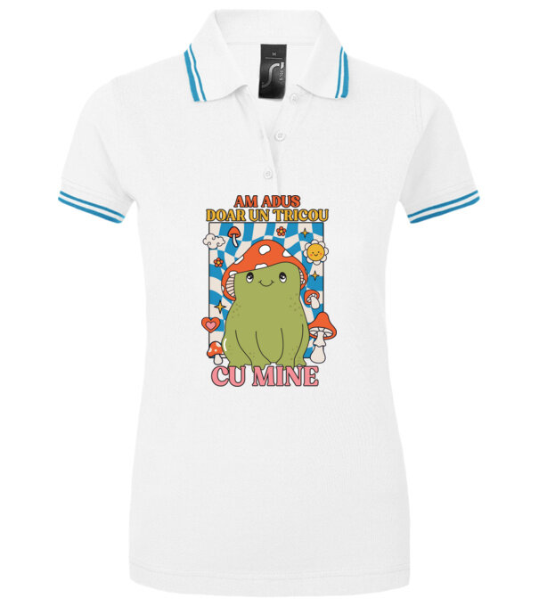  model  pe tricou