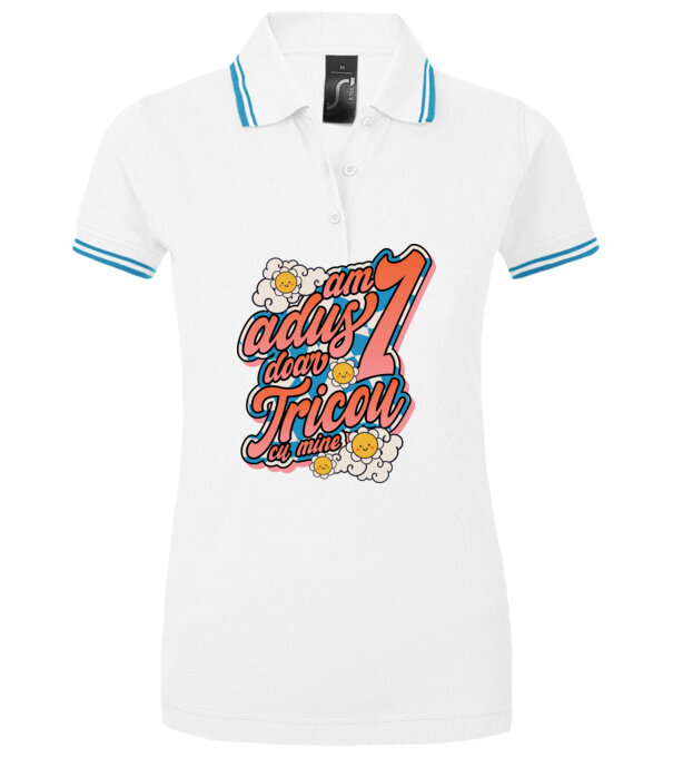  model  pe tricou