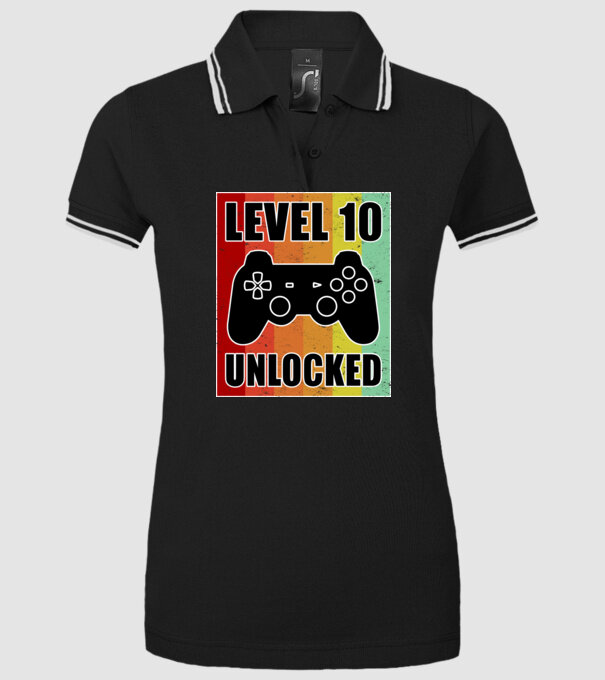 level 10 unlocked retro gamer model negru pe tricou