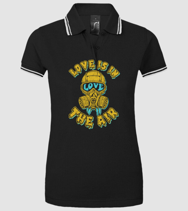 Love is in the air model negru pe tricou