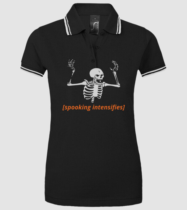 Spooking intensifies model negru pe tricou