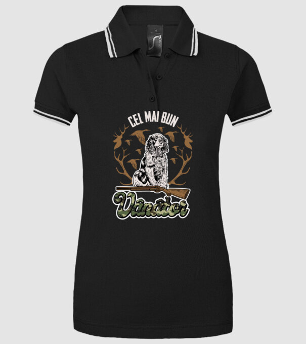 Cel mai bun vânător model negru pe tricou