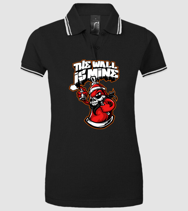 Graffiti model negru pe tricou