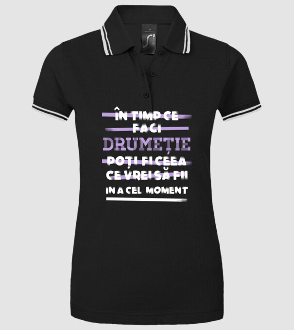 în timp ce faci drumeție poți fi ceea ce vrei să fii - în acel moment model negru pe tricou