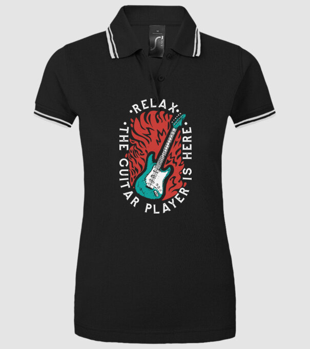 Relax model negru pe tricou