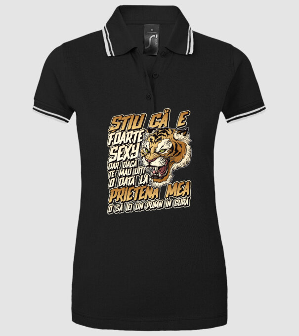 Știu că e foarte sexy, dar dacă te mai uiți o dată la prietena mea, o să iei un pumn în gură model negru pe tricou