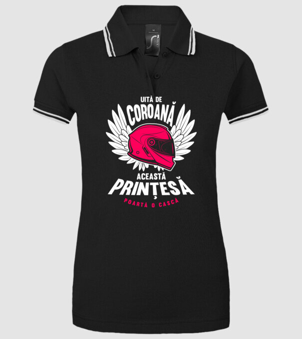 Uită de coroană, această prințesă poartă o cască model negru pe tricou