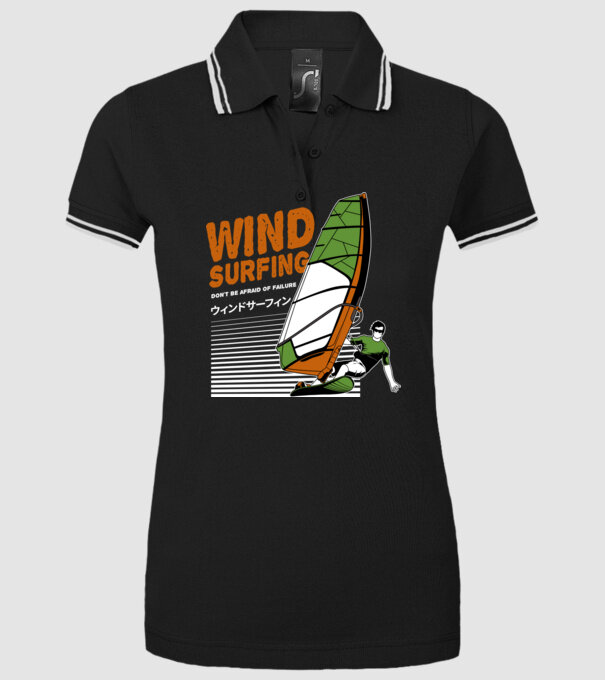 Wind Surf model negru pe tricou
