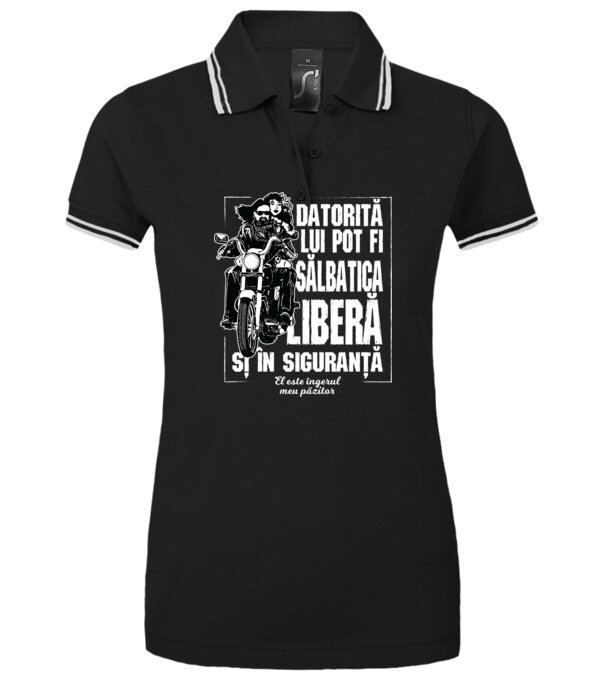  model  pe tricou