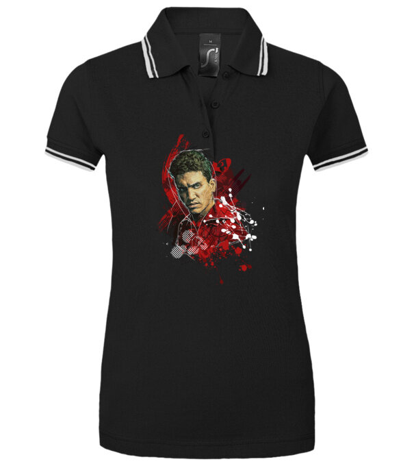  model  pe tricou