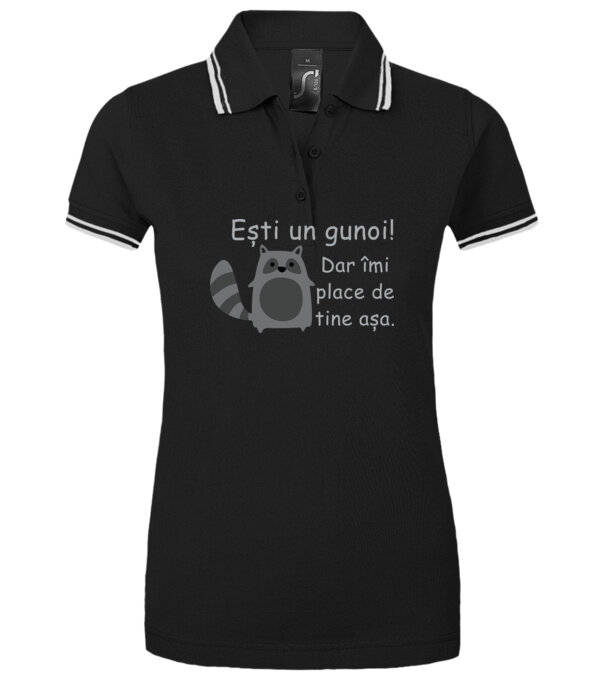  model  pe tricou