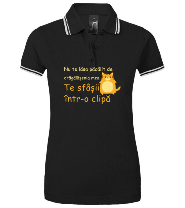  model  pe tricou