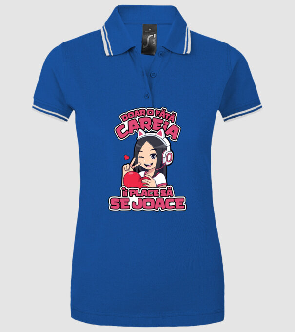 doar o fată căreia îi place să se joace model albastru regal pe tricou