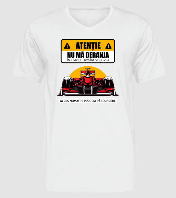 Atenție model alb pe tricou