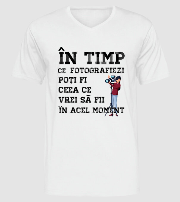 în timp ce fotografiezi poți fi ceea ce vrei să fii - în acel moment model alb pe tricou
