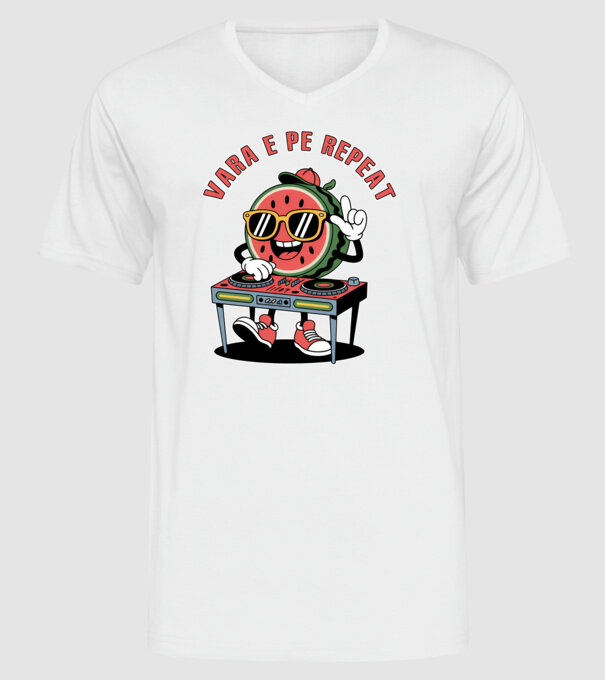 Vara e pe repeat model alb pe tricou