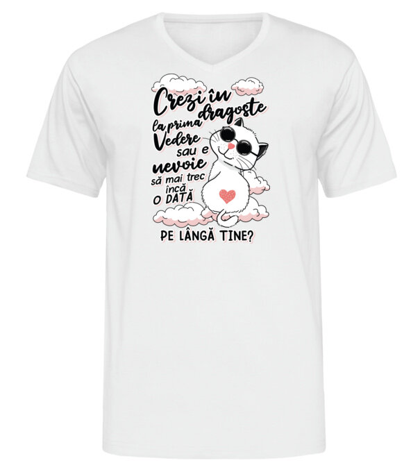  model  pe tricou