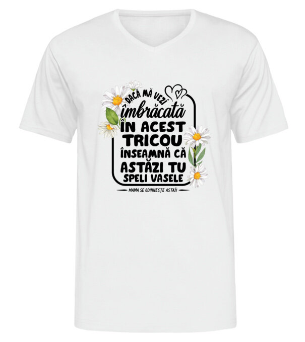  model  pe tricou