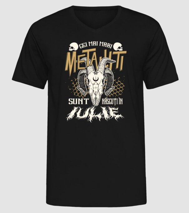 Cei mai mari metaliști sunt născuți în iulie. model negru pe tricou