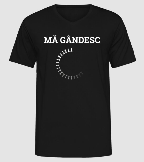 Mă gândesc model negru pe tricou