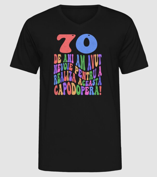 Realiza această capodoperă 70 model negru pe tricou