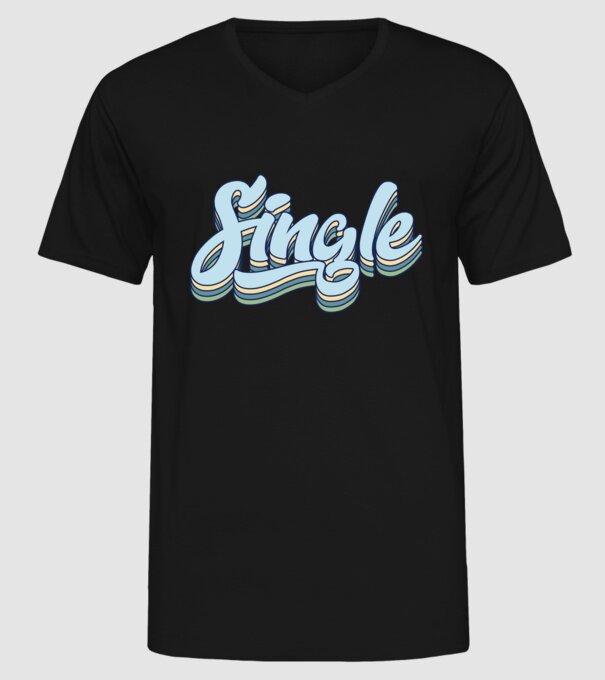 single model negru pe tricou