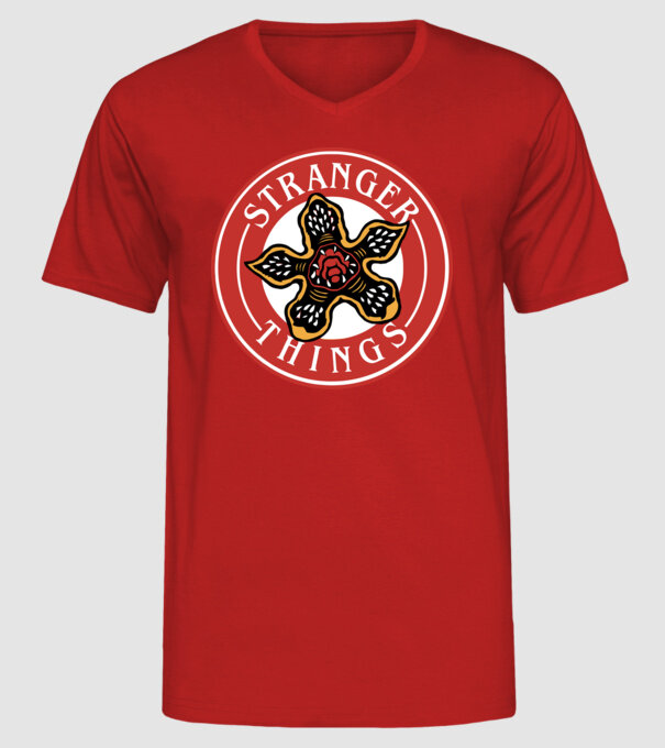 stranger things logo bucks model roșu pe tricou