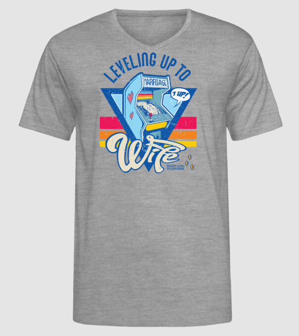 Retro gamer engaged level up to wife model gri pe tricou