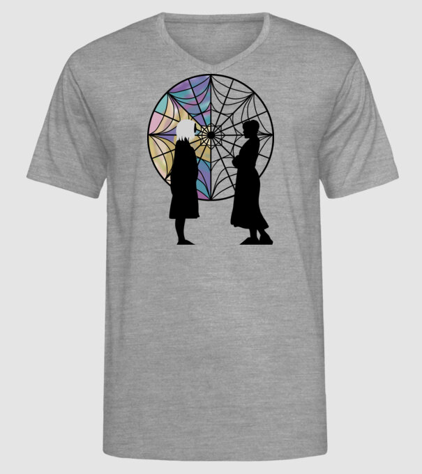 Wednesday and Enid model gri pe tricou