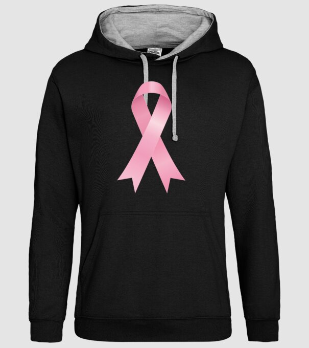 Panglică model negru pe tricou