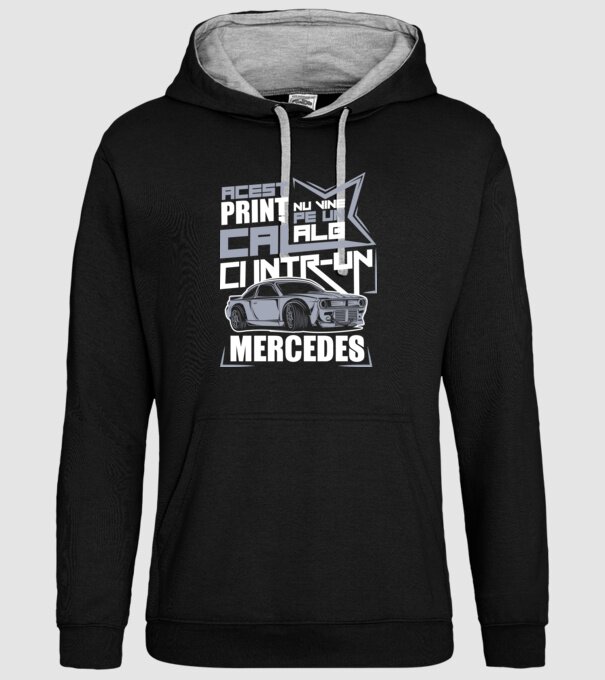 Acest prinț nu vine pe un cal alb, ci într-un Mercedes model negru pe tricou