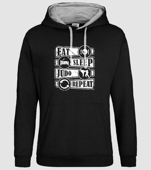 Judo model negru pe tricou