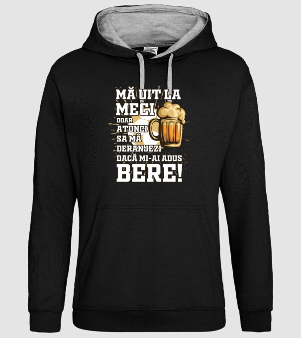 Mă uit la meci model negru pe tricou